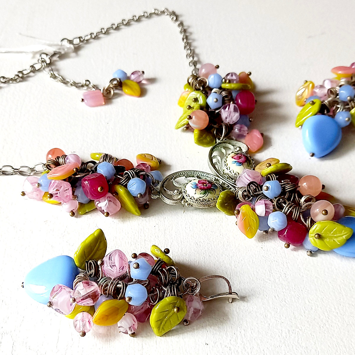 set de collar y pendientes unique - Imagen 3