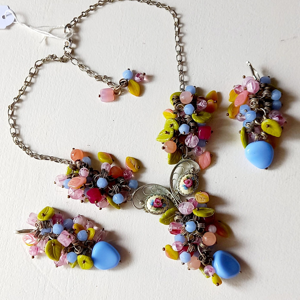 set de collar y pendientes unique