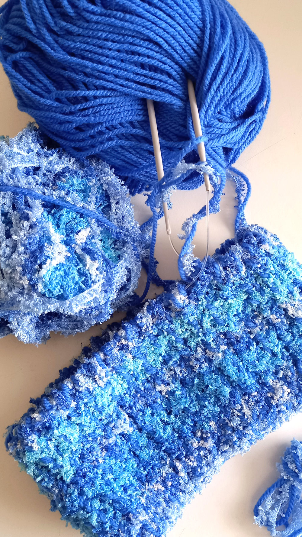 set gorro de punto & llavero - Imagen 2