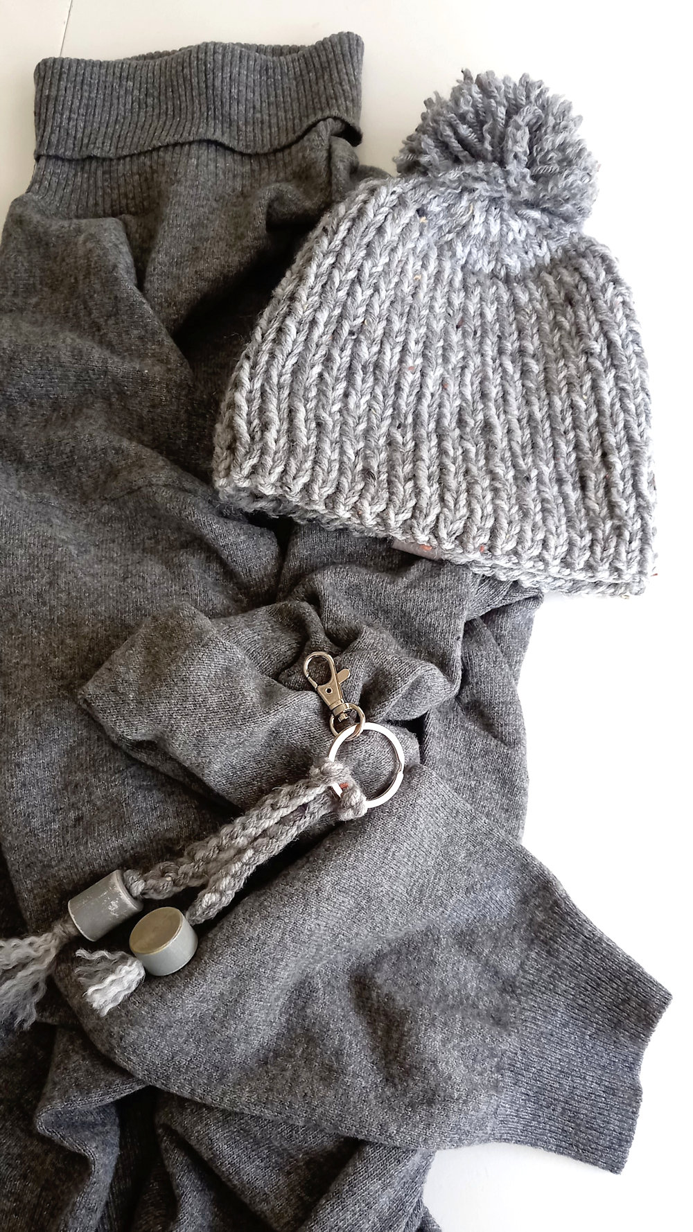 set gorro de punto & llavero - Imagen 8