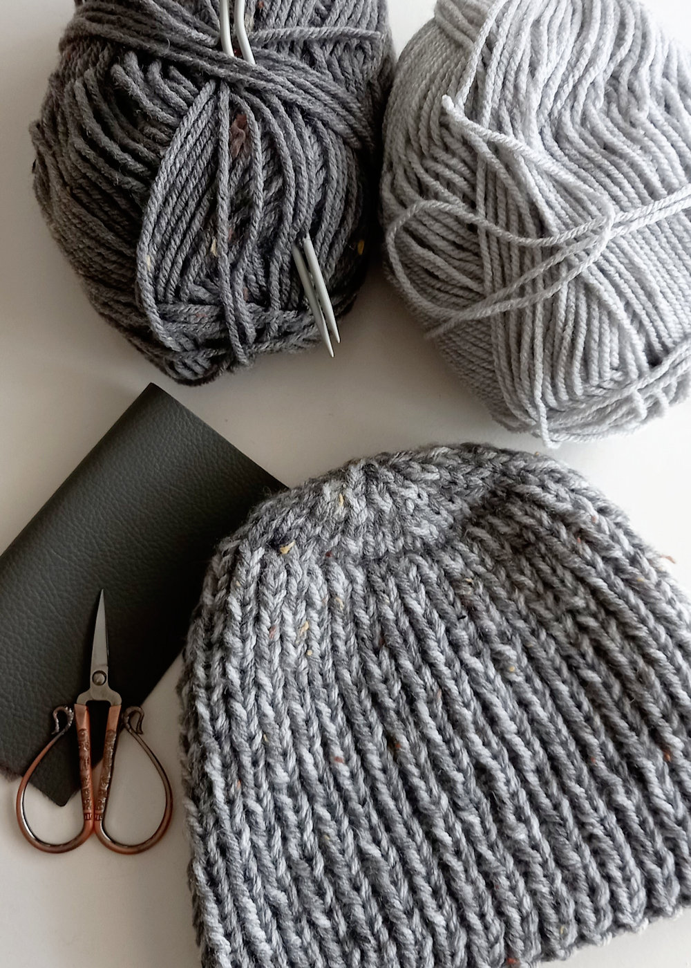 set gorro de punto & llavero - Imagen 4