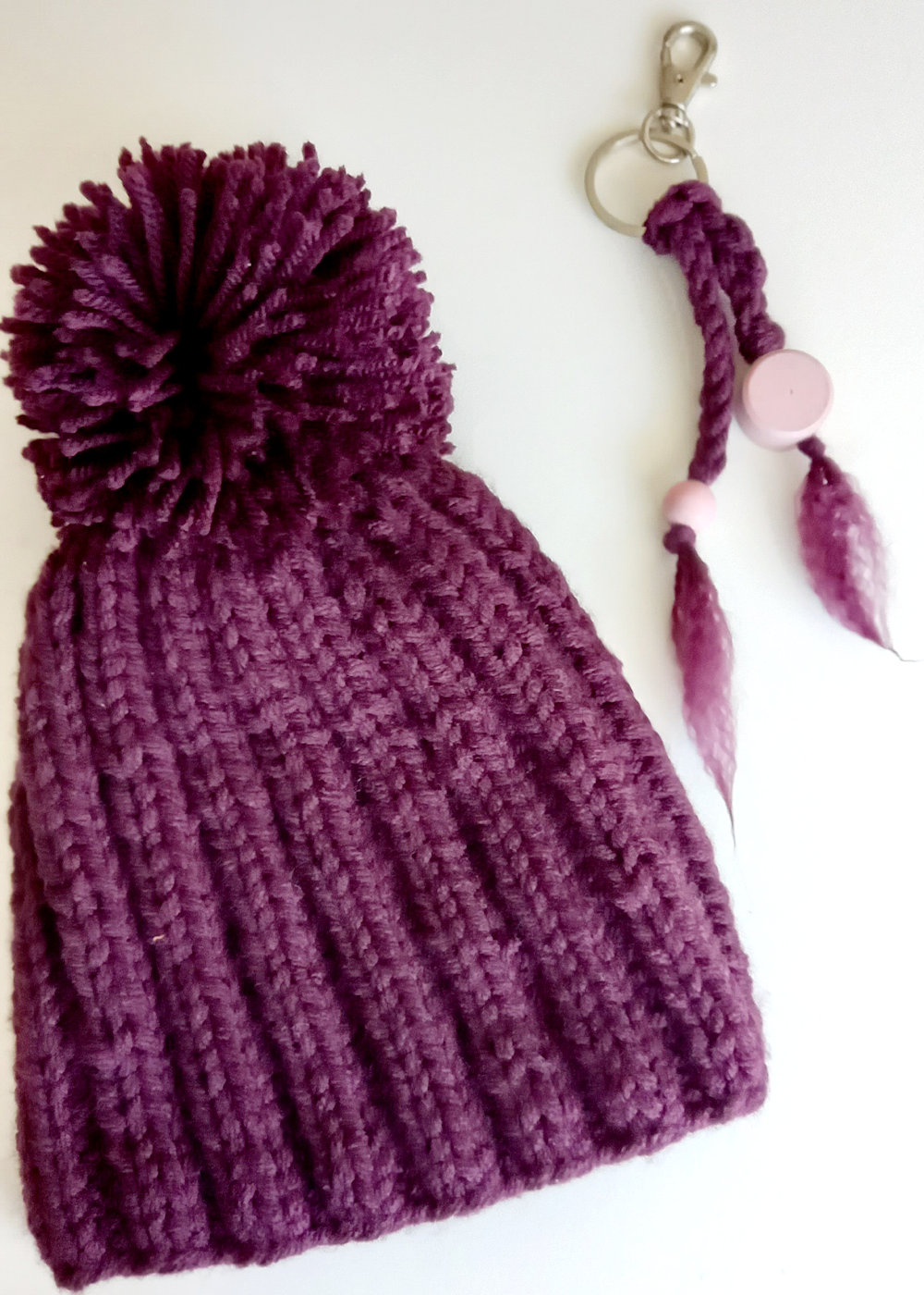 set gorro de punto & llavero - Imagen 3