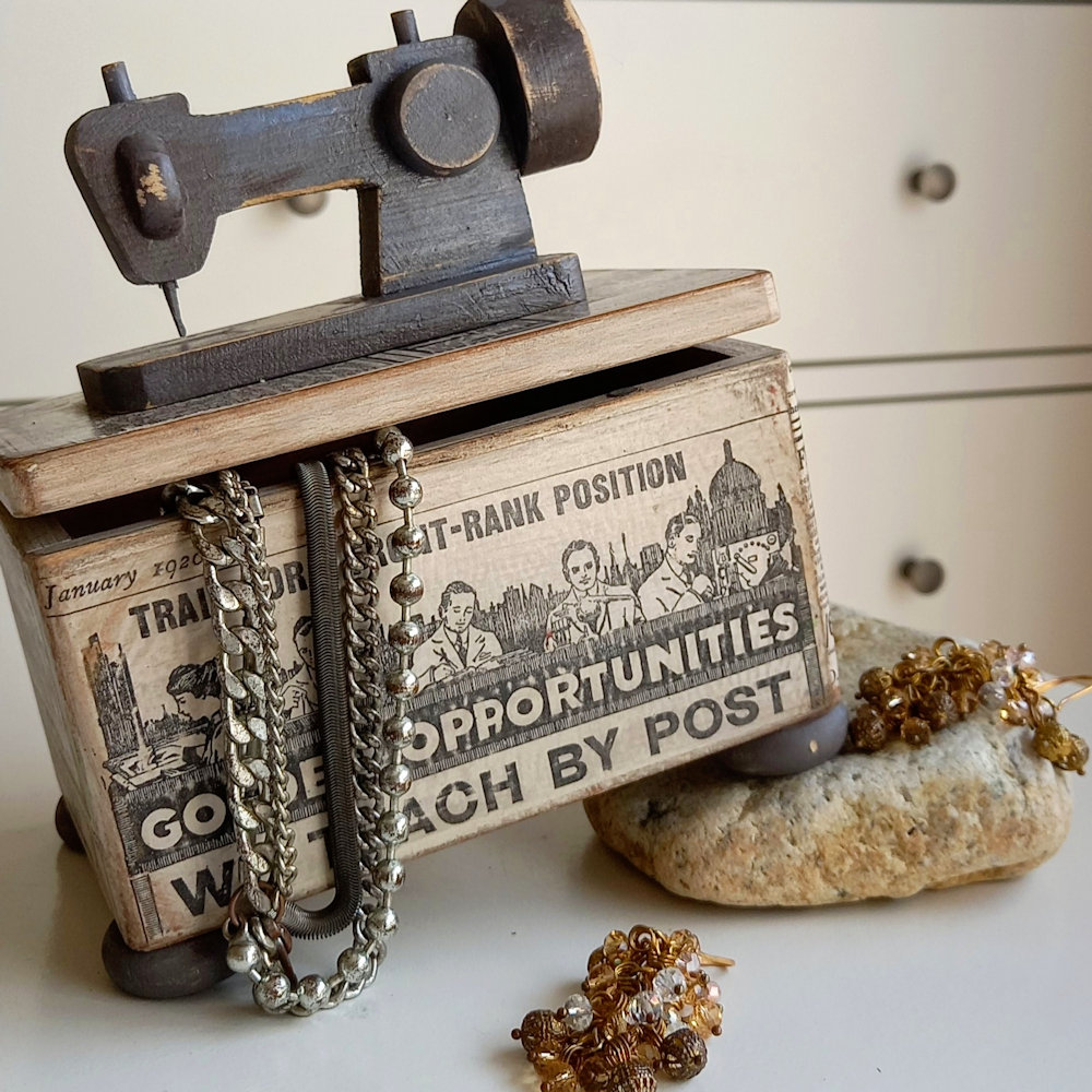 caja de baratijas máquina de coser