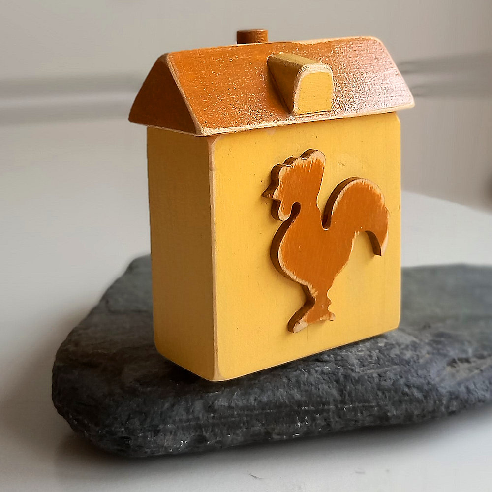 casa decorativa gallo - Imagen 6